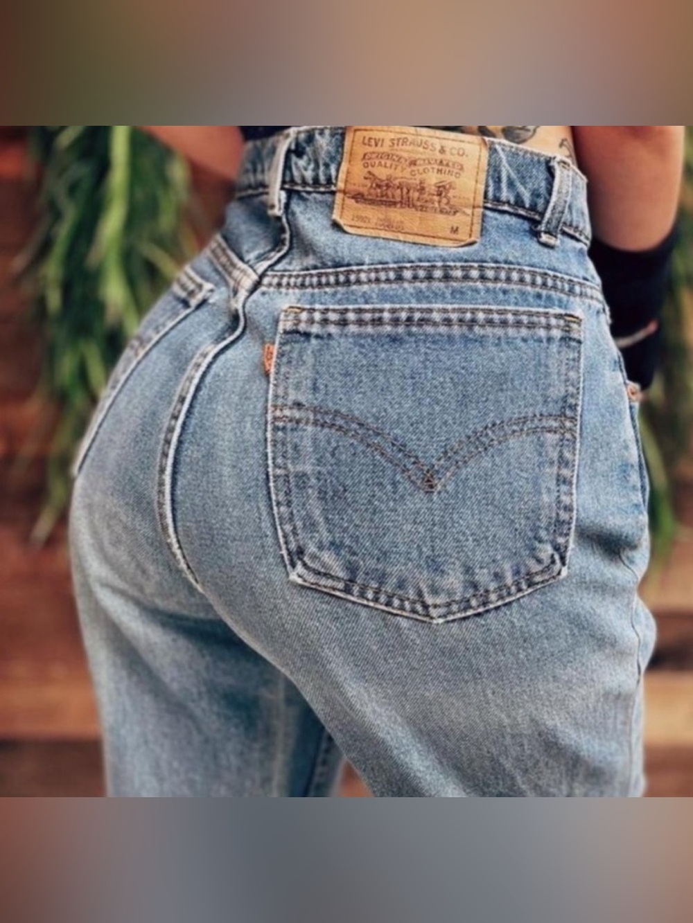 LEVIS VINTAGE ORANGE TAB 560 JEANS 29W